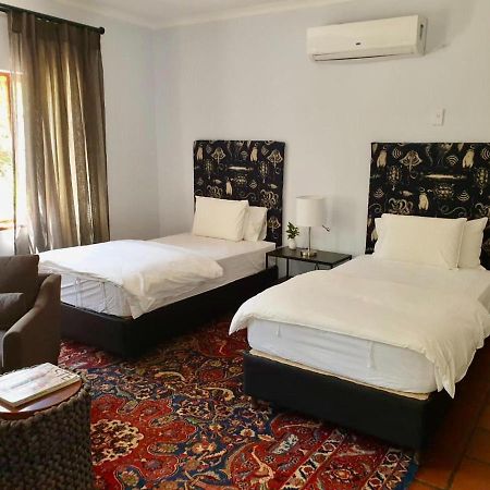 Le Must Residence Upington Extérieur photo