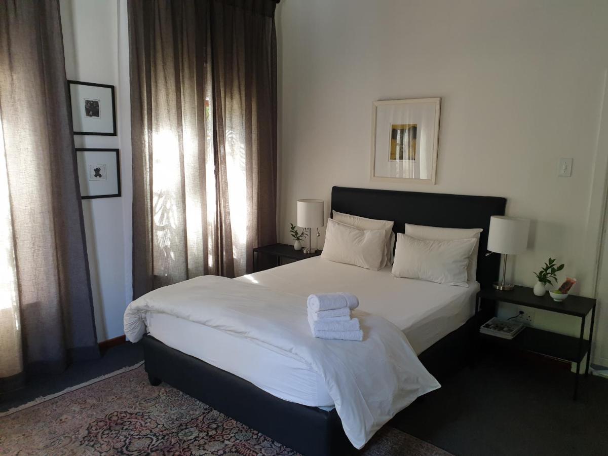 Le Must Residence Upington Extérieur photo