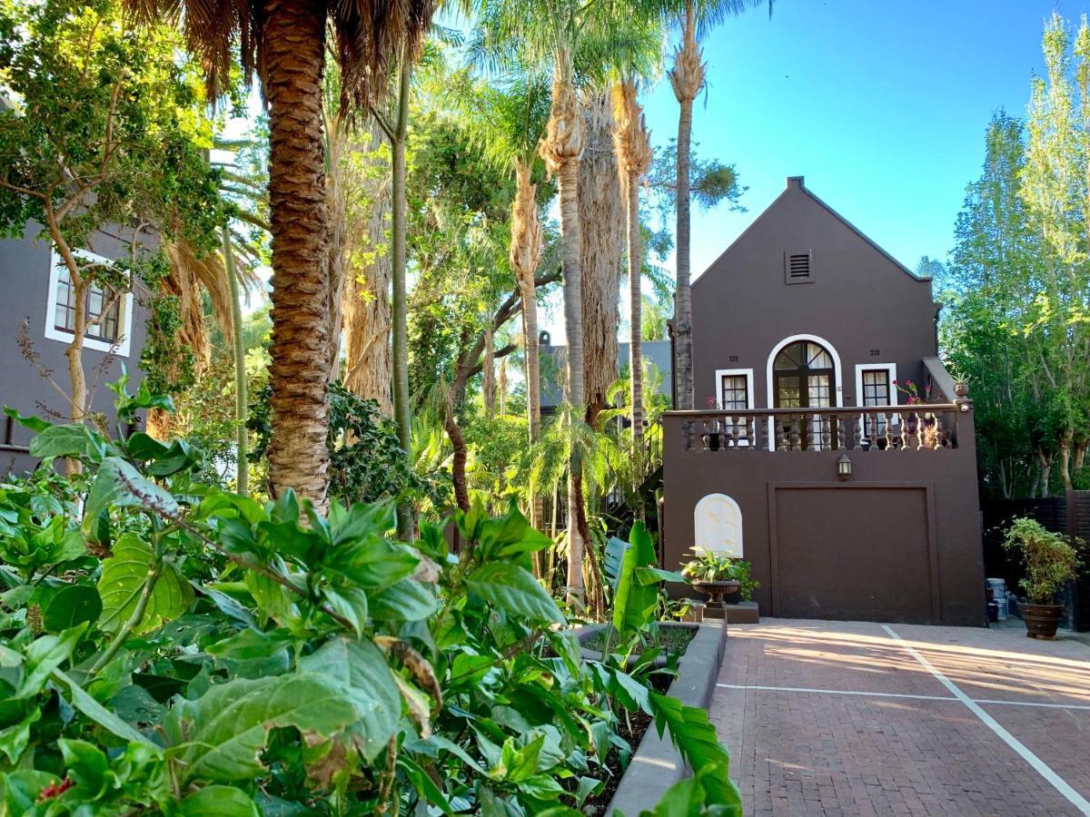 Le Must Residence Upington Extérieur photo
